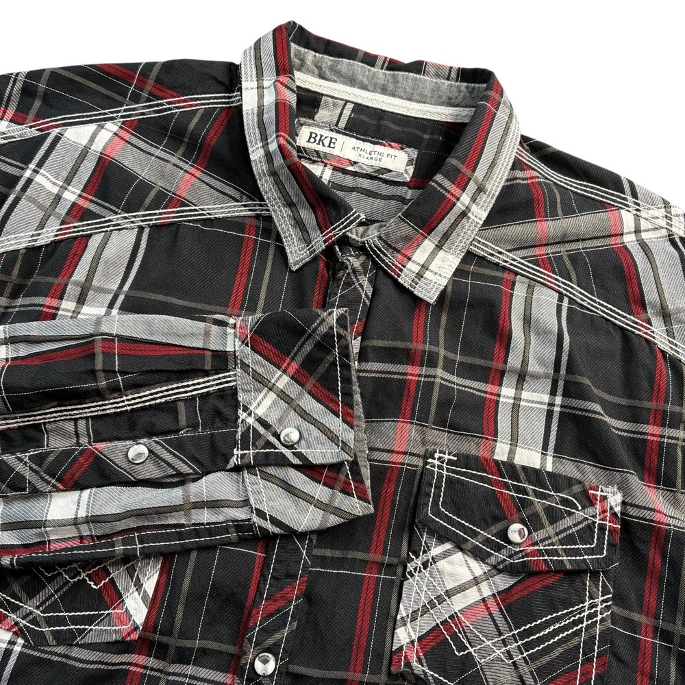 BKE Athletic Fit Men's Pearl Snap Shirt Red‎ Black Plaid XL Long Sleeve Western